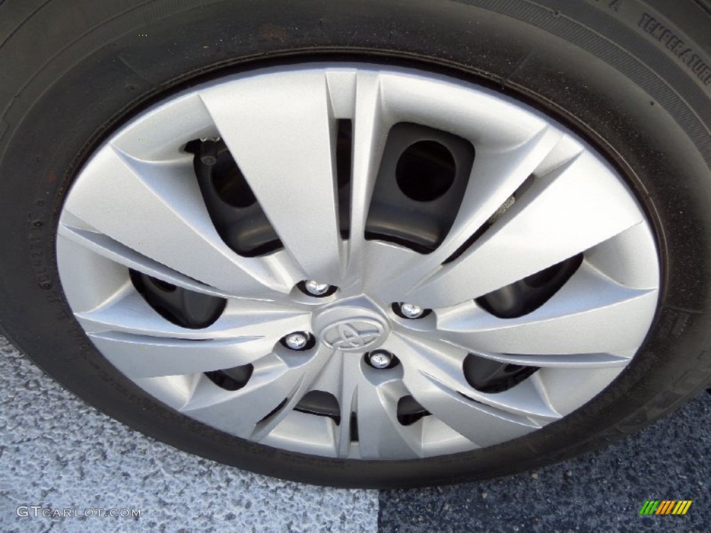 2014 Toyota Yaris L 3 Door Wheel Photo #92791398