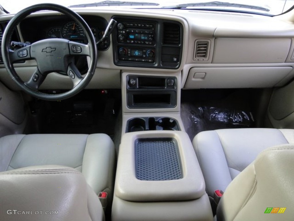 2005 Suburban 1500 LT - Sandstone Metallic / Tan/Neutral photo #8