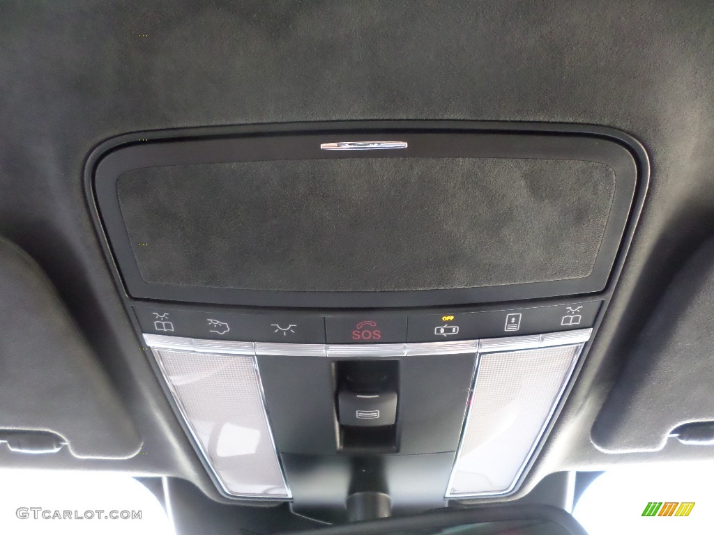 2012 Mercedes-Benz S 63 AMG Sedan Controls Photos