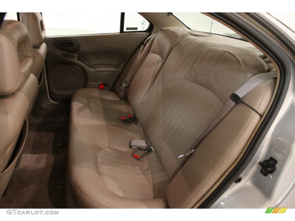 2000 Grand Am GT Sedan - Silvermist Metallic / Dark Taupe photo #12