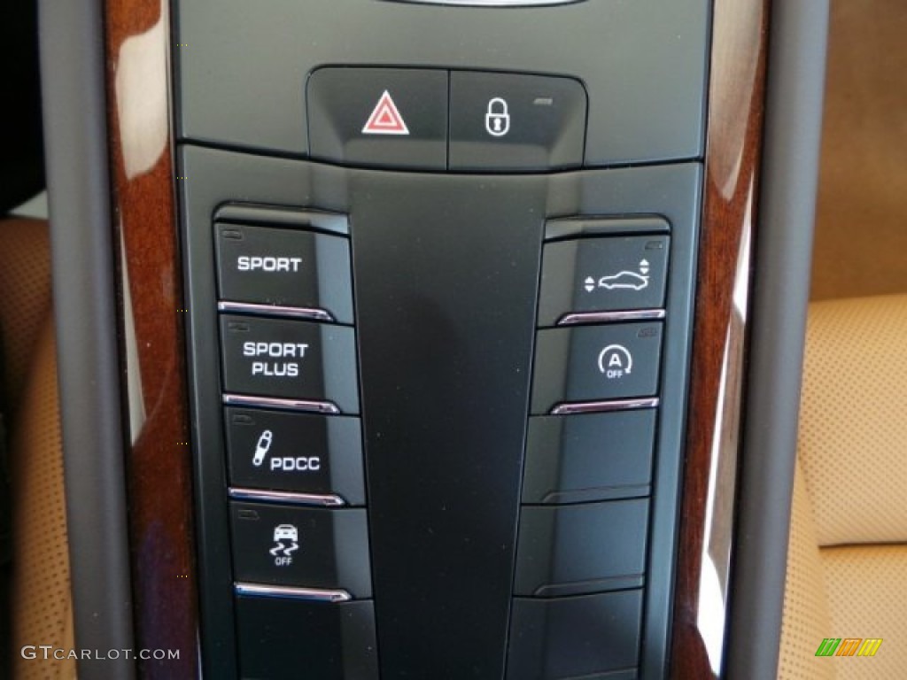 2014 Porsche 911 Turbo S Coupe Controls Photo #92803308