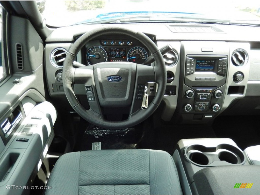 2014 Ford F150 XLT SuperCrew Steel Grey Dashboard Photo #92803665