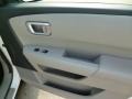 Taffeta White - Pilot EX 4WD Photo No. 10