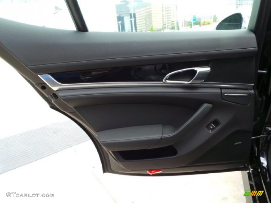 2014 Panamera S - Basalt Black Metallic / Black photo #23