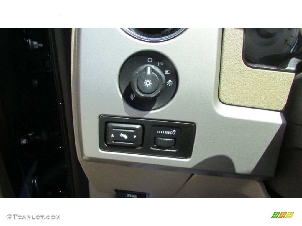2010 F150 Lariat SuperCrew - Dark Blue Pearl Metallic / Tan photo #21