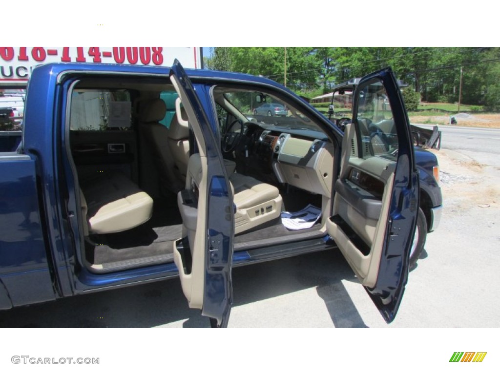 2010 F150 Lariat SuperCrew - Dark Blue Pearl Metallic / Tan photo #35