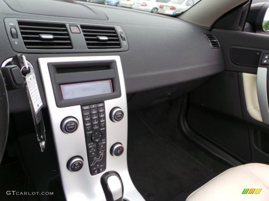 2011 C70 T5 - Black / Soverign Hide Calcite Leather/Off Black photo #10