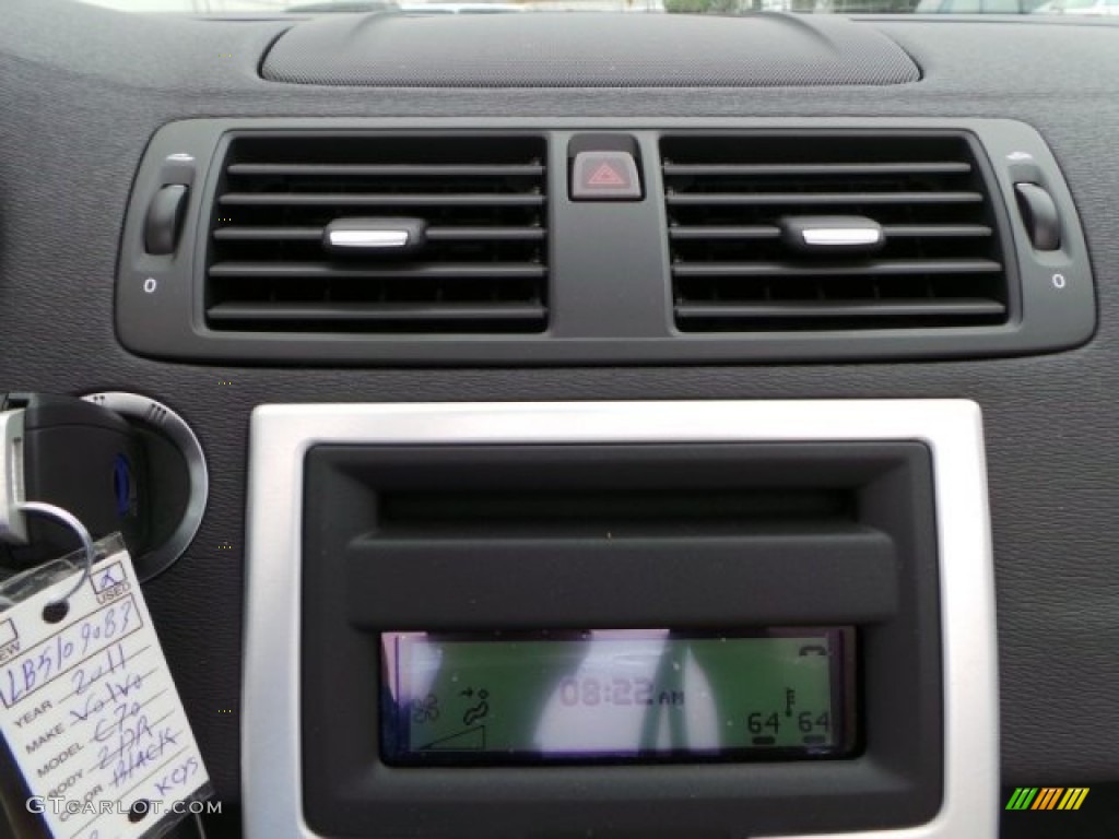 2011 C70 T5 - Black / Soverign Hide Calcite Leather/Off Black photo #13