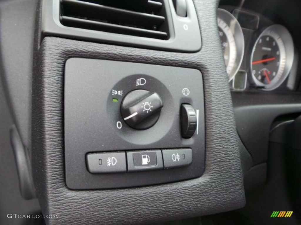 2011 C70 T5 - Black / Soverign Hide Calcite Leather/Off Black photo #18