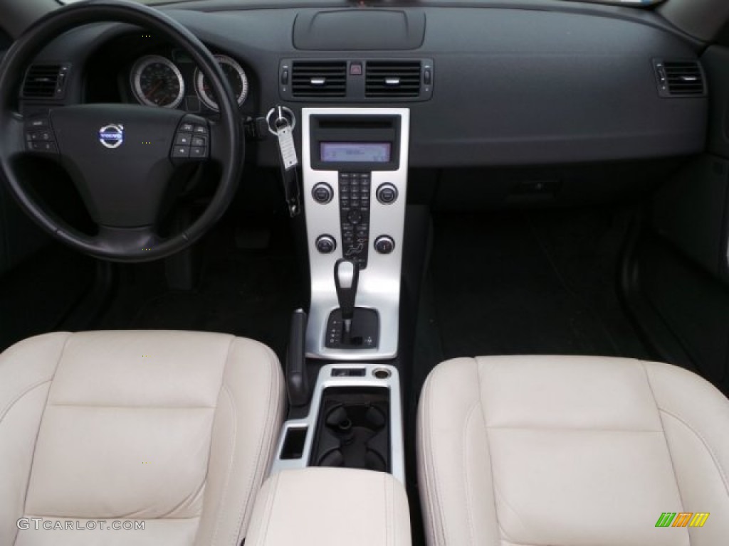 2011 C70 T5 - Black / Soverign Hide Calcite Leather/Off Black photo #20