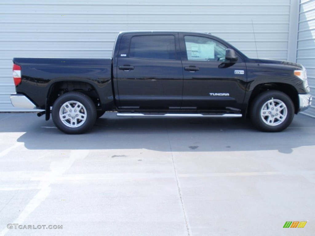 2014 Tundra SR5 Crewmax 4x4 - Black / Graphite photo #3