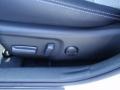 2014 Super White Toyota Camry SE  photo #28