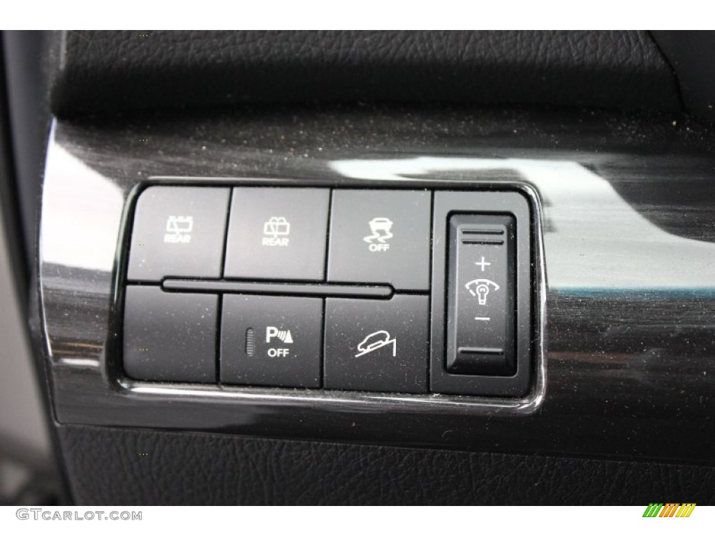 2012 Sorento EX - Titanium Silver / Black photo #29