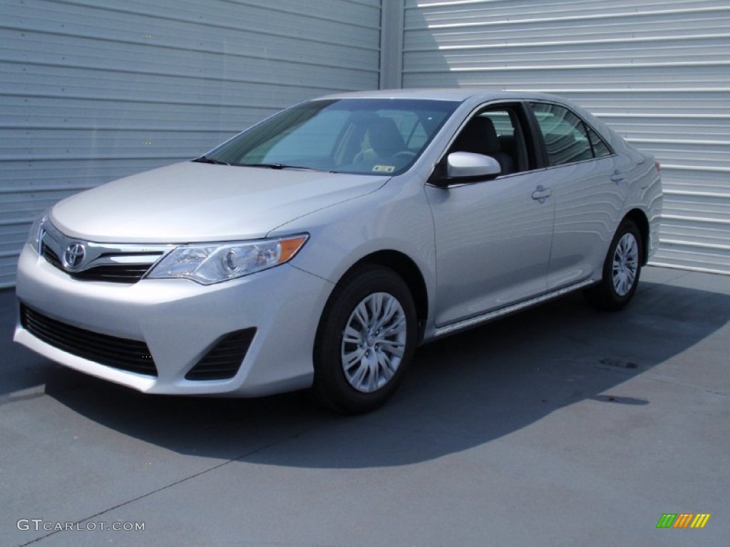 2014 Camry LE - Classic Silver Metallic / Ash photo #7