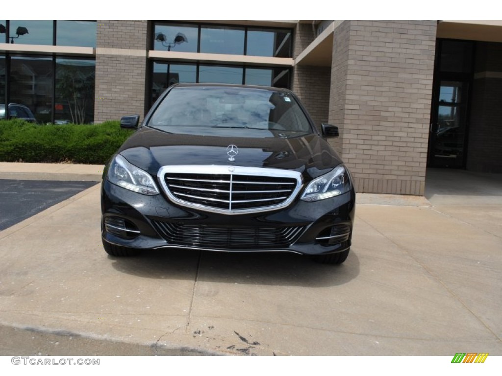 2014 E E250 BlueTEC 4Matic Sedan - Black / Black photo #6