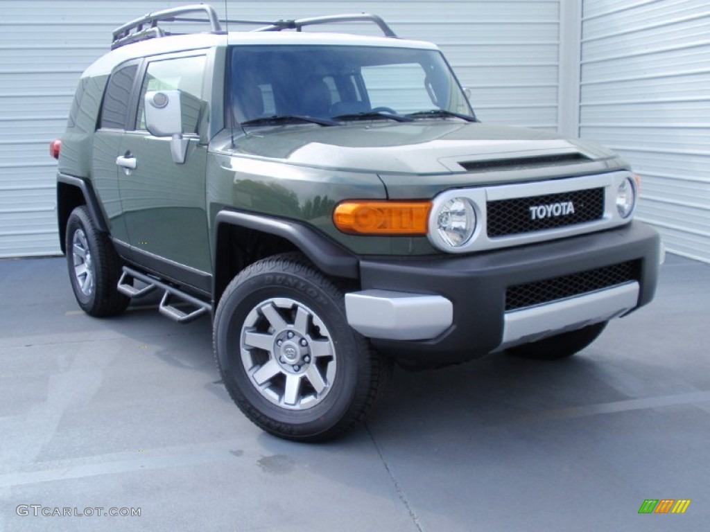 2014 FJ Cruiser 4WD - Army Green / Dark Charcoal photo #2