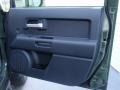 Army Green - FJ Cruiser 4WD Photo No. 17