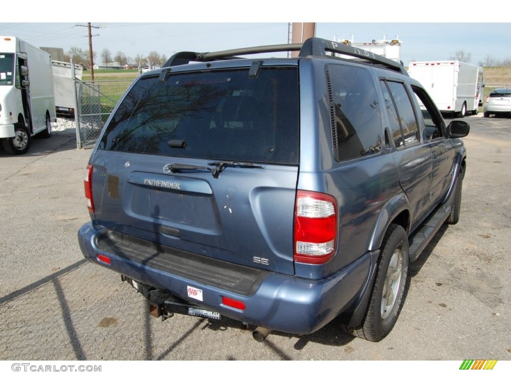 2002 Pathfinder SE - Bayshore Blue Metallic / Charcoal photo #4