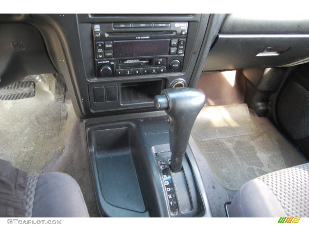 2002 Pathfinder SE - Bayshore Blue Metallic / Charcoal photo #25