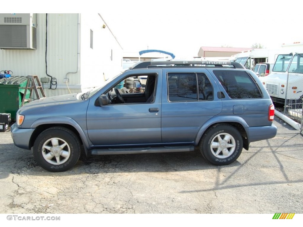 2002 Pathfinder SE - Bayshore Blue Metallic / Charcoal photo #28