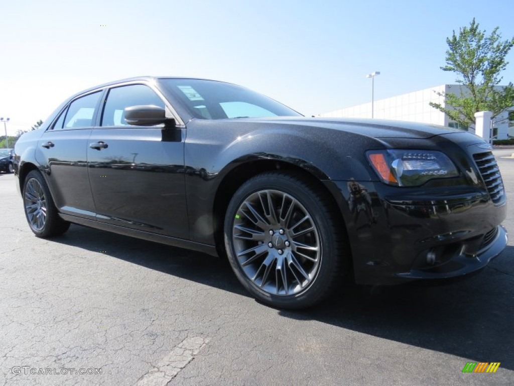Phantom Black Tri-Coat Pearl 2014 Chrysler 300 John Varvatos Limited Edition AWD Exterior Photo #92839670