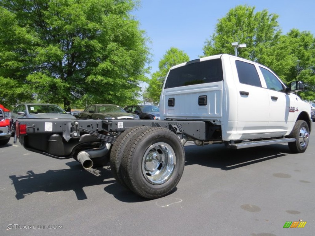 2014 3500 Tradesman Crew Cab 4x4 Dually Chassis - Bright White / Black/Diesel Gray photo #3