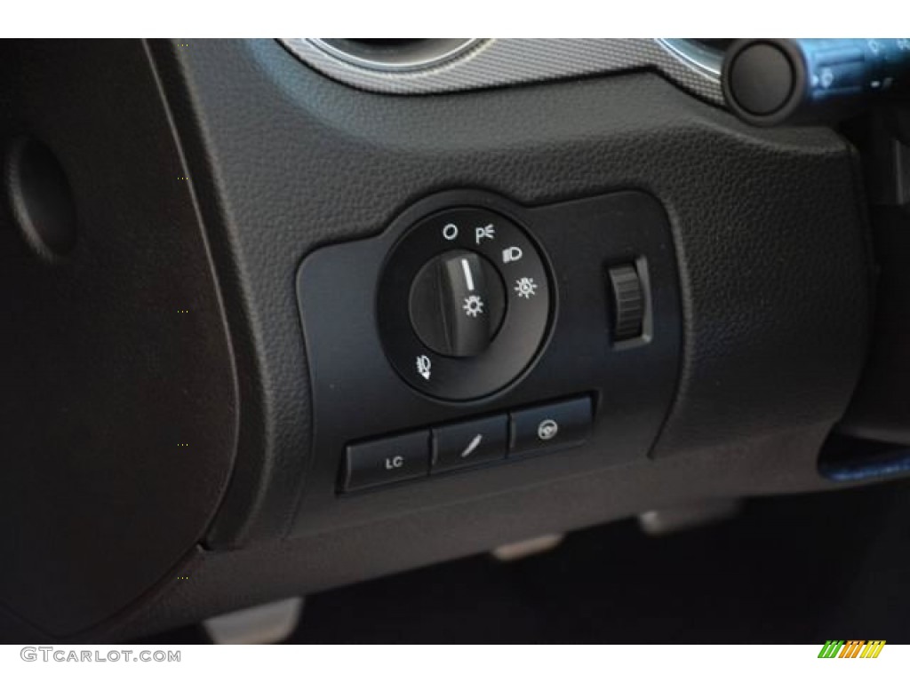 2014 Ford Mustang Shelby GT500 SVT Performance Package Coupe Controls Photo #92841641