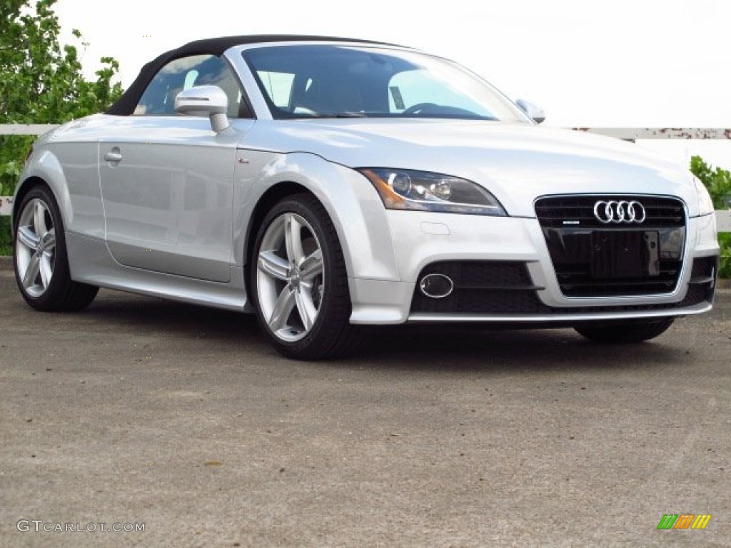 2015 TT 2.0T quattro Roadster - Ice Silver Metallic / Black photo #1