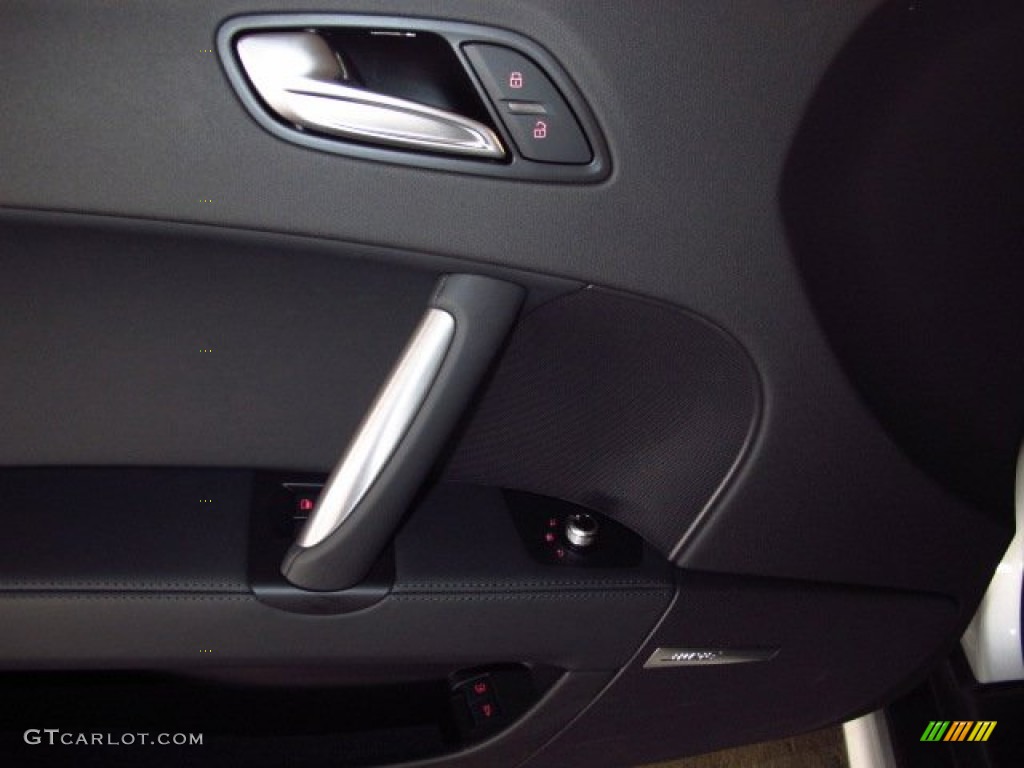 2015 TT 2.0T quattro Roadster - Ice Silver Metallic / Black photo #14