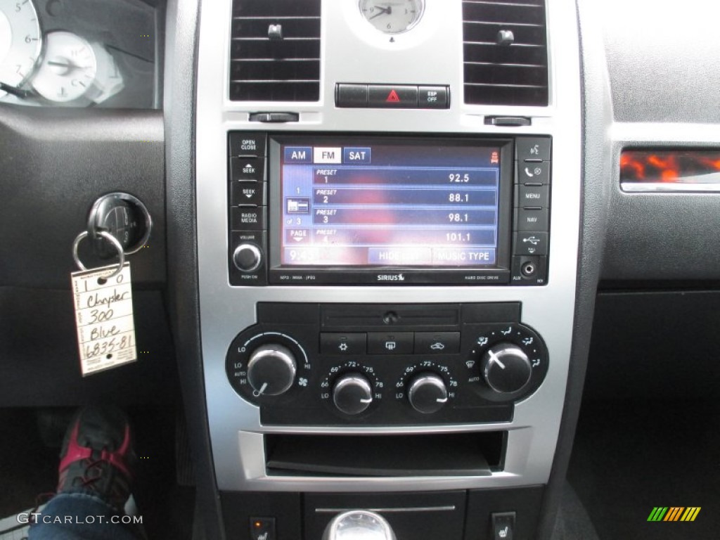 2010 300 Limited AWD - Deep Water Blue Pearl / Dark Slate Gray photo #16