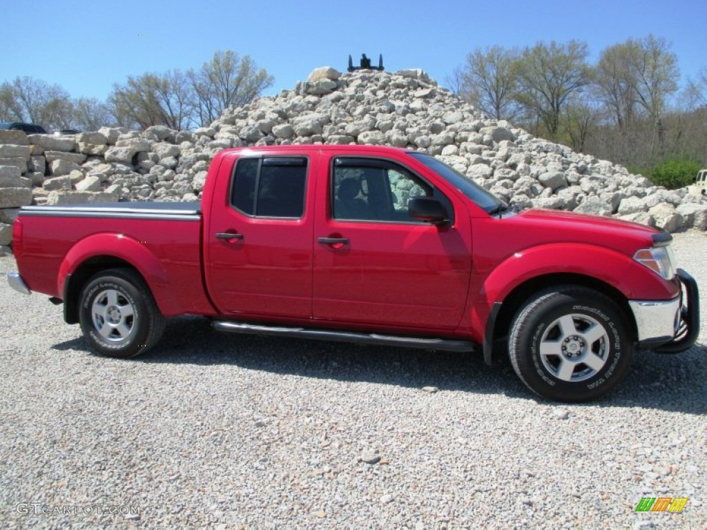 2007 Frontier SE Crew Cab 4x4 - Red Alert / Charcoal photo #28