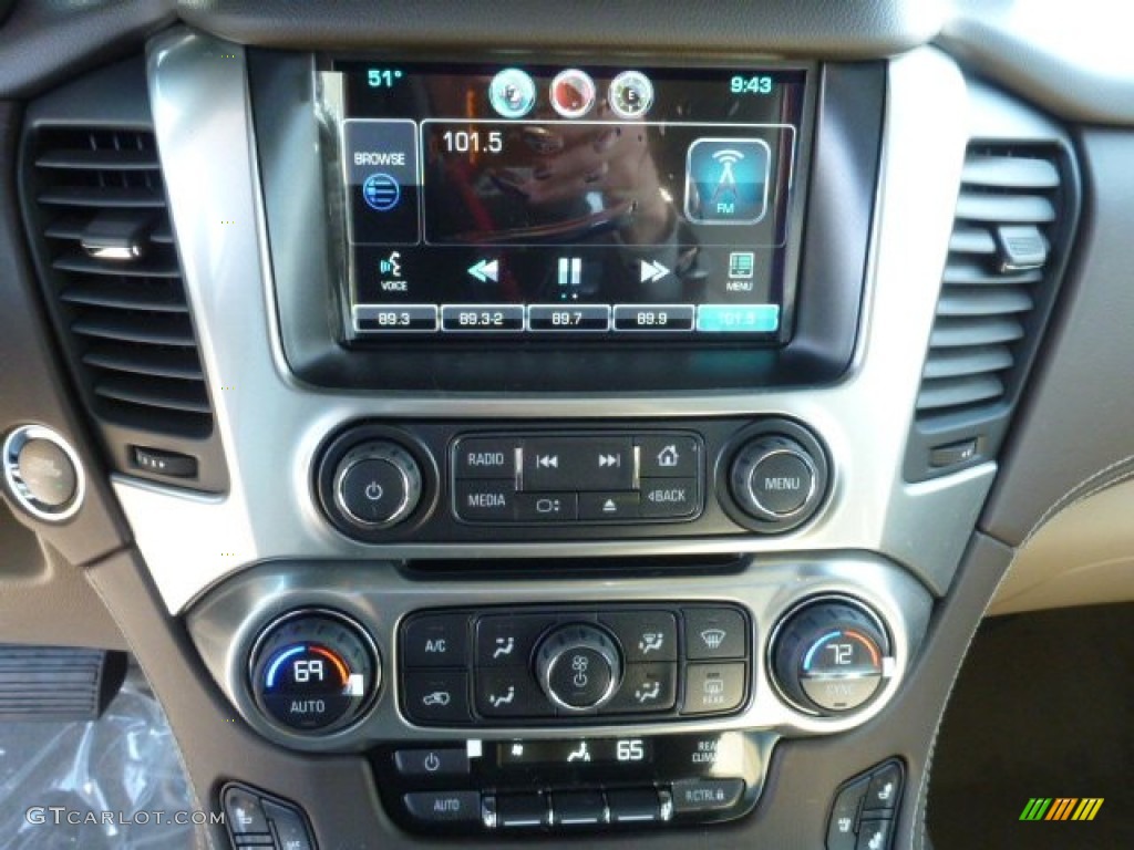 2015 Chevrolet Suburban LTZ 4WD Controls Photos