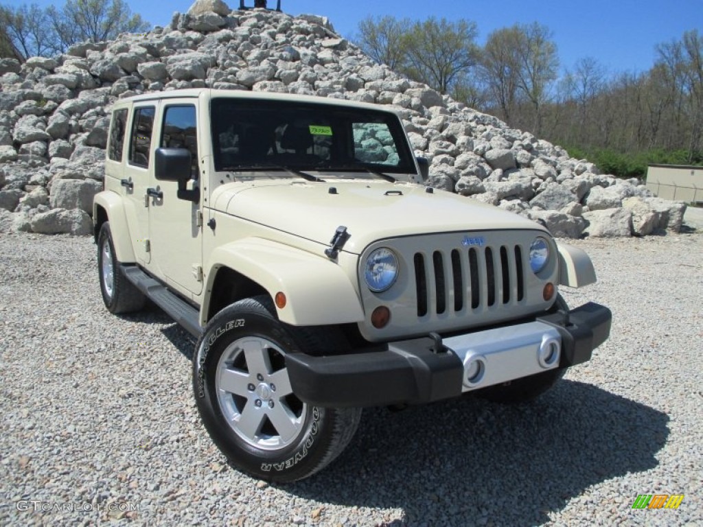 Sahara Tan 2011 Jeep Wrangler Unlimited Sahara 4x4 Exterior Photo #92851142