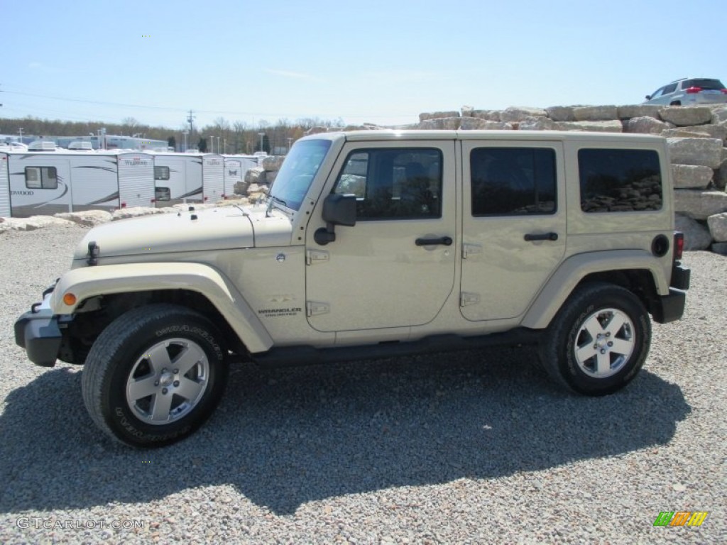 2011 Wrangler Unlimited Sahara 4x4 - Sahara Tan / Black/Dark Saddle photo #3
