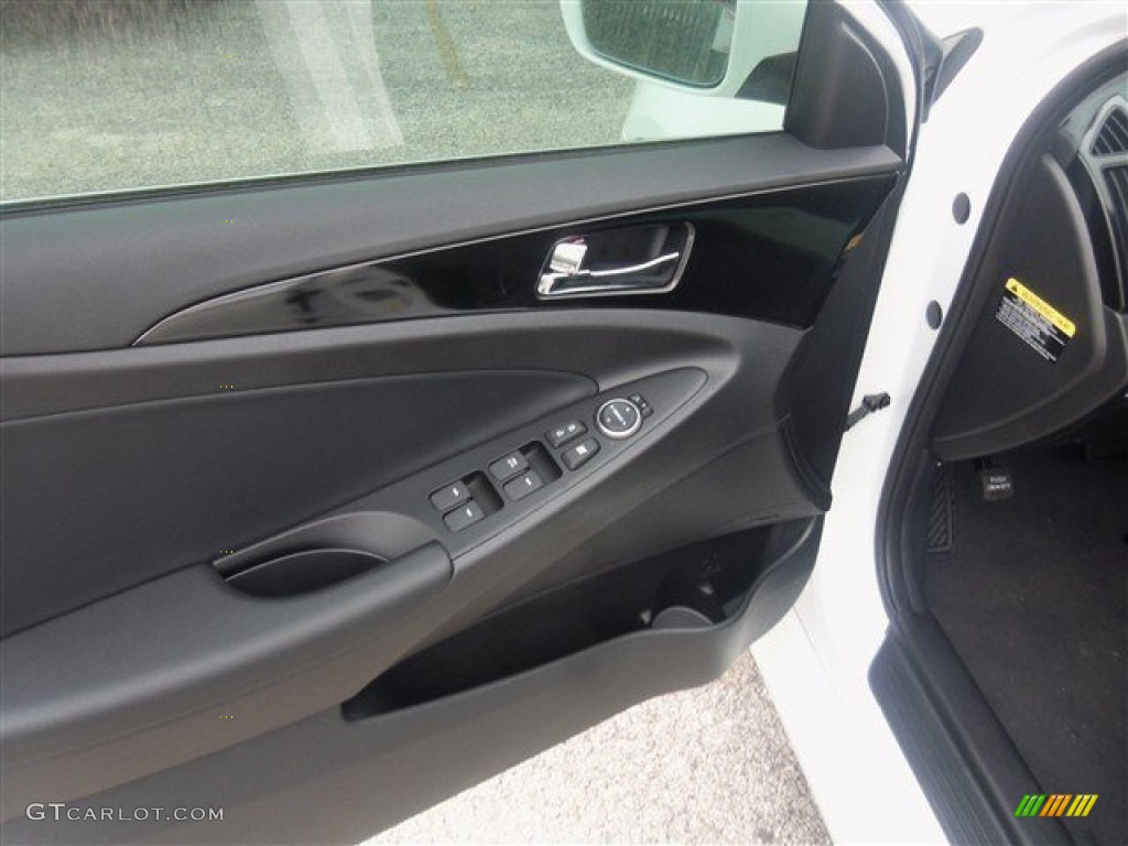 2014 Sonata SE - Pearl White / Black photo #5