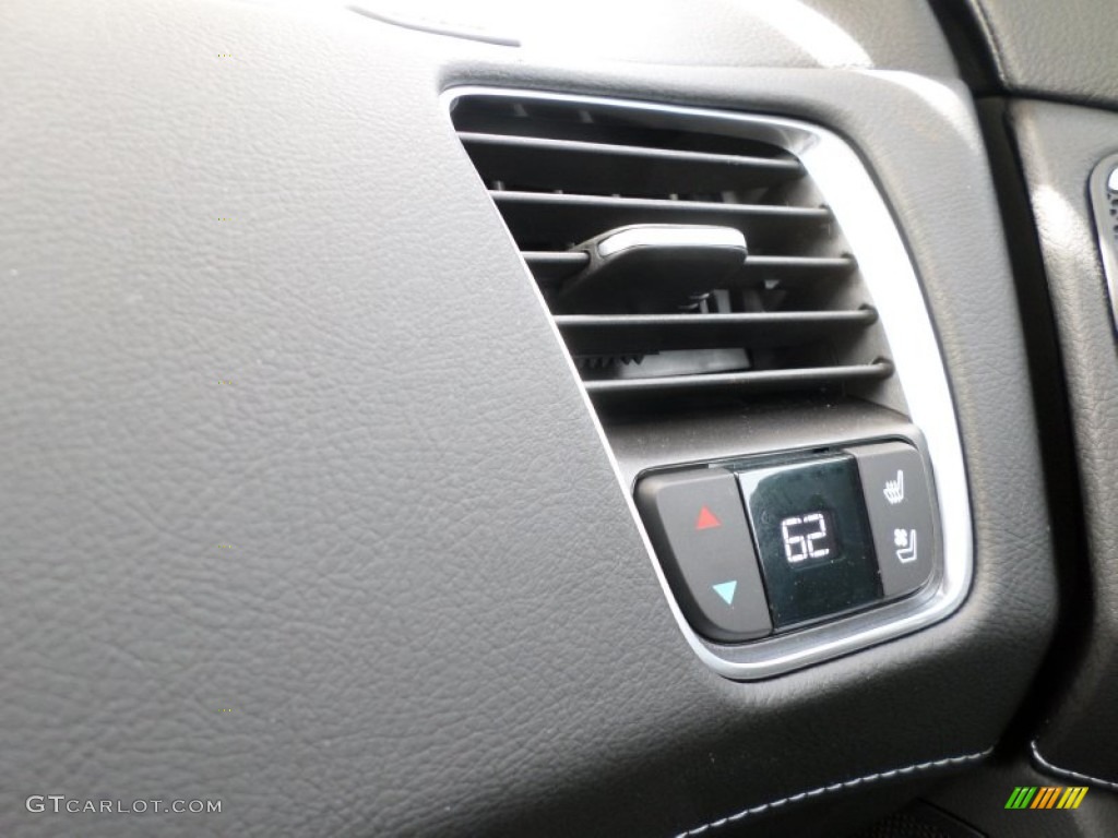 2014 Chevrolet Corvette Stingray Convertible Controls Photo #92853284