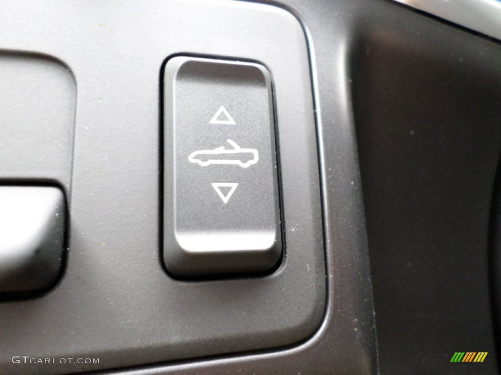 2014 Chevrolet Corvette Stingray Convertible Controls Photo #92853398