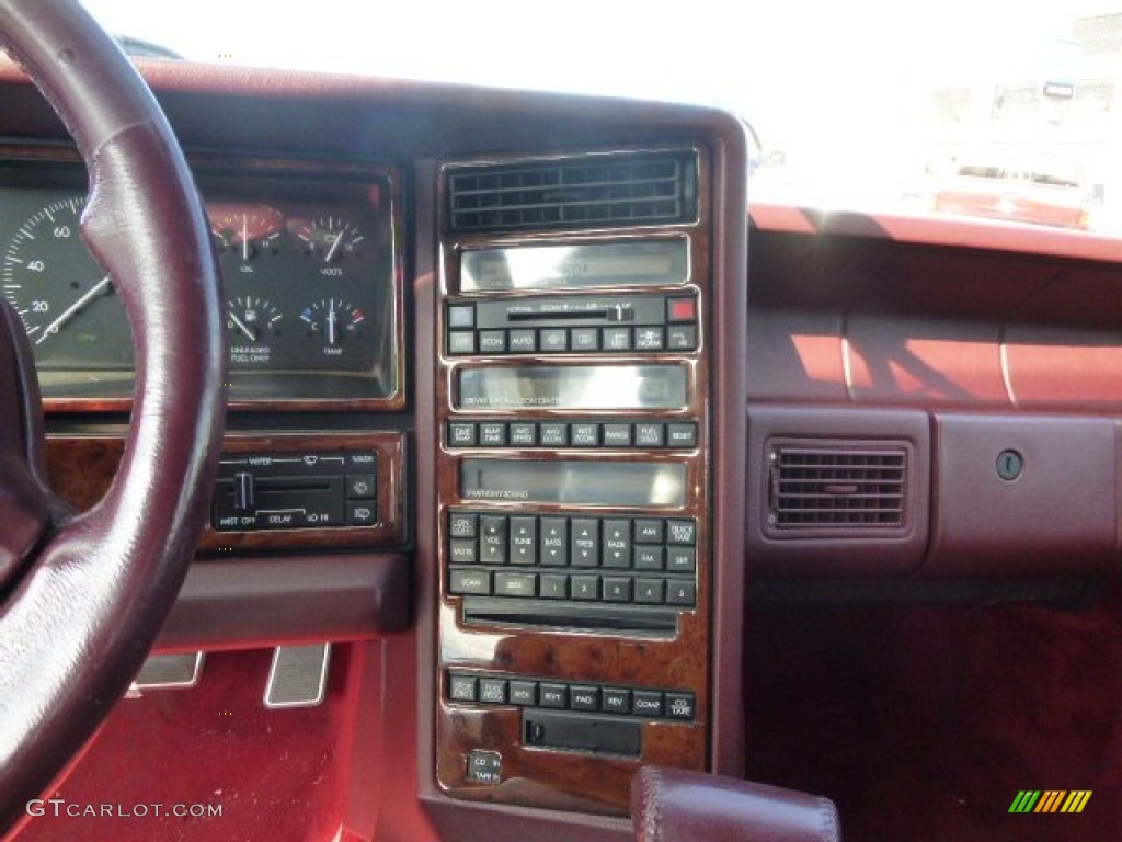 1993 Cadillac Allante Convertible Controls Photo #92854409