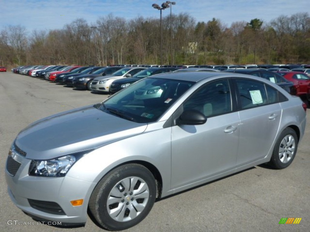 Silver Ice Metallic Chevrolet Cruze