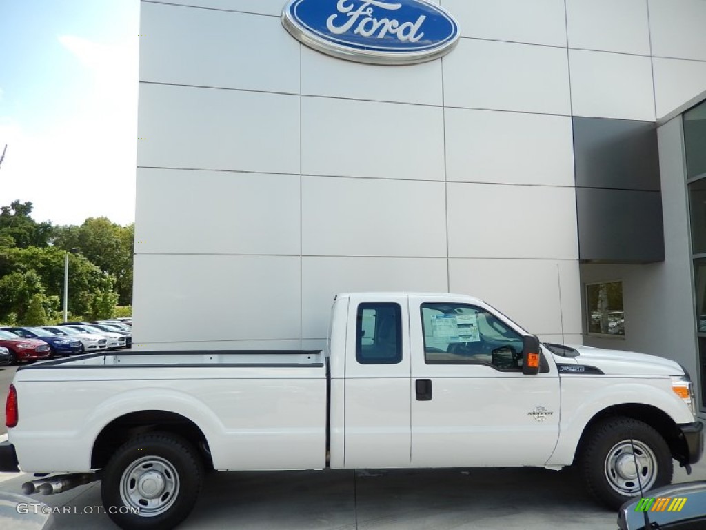 Oxford White 2014 Ford F250 Super Duty XL SuperCab Exterior Photo #92862122