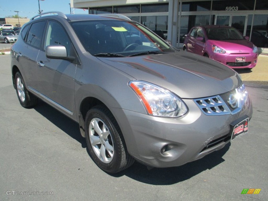 2011 Rogue SV AWD - Platinum Graphite / Black photo #1