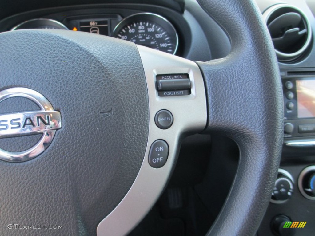 2011 Rogue SV AWD - Platinum Graphite / Black photo #17