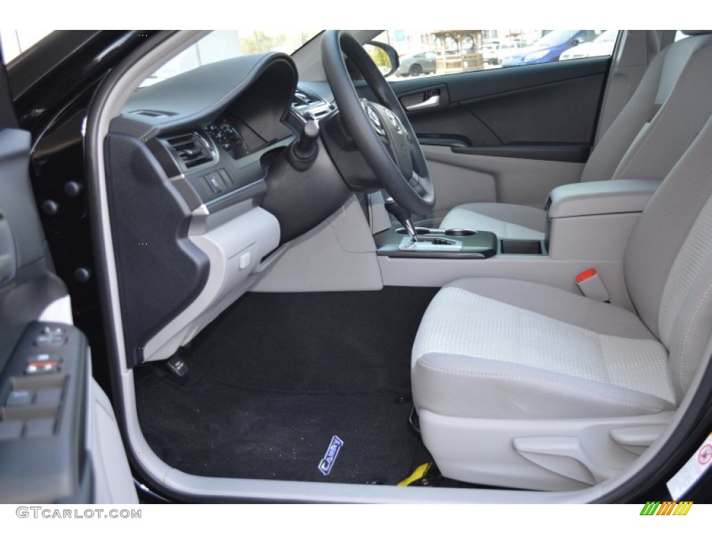 2014 Camry L - Attitude Black Metallic / Ash photo #7