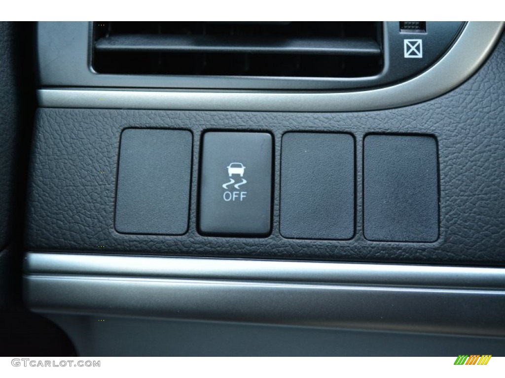 2014 Camry L - Attitude Black Metallic / Ash photo #20