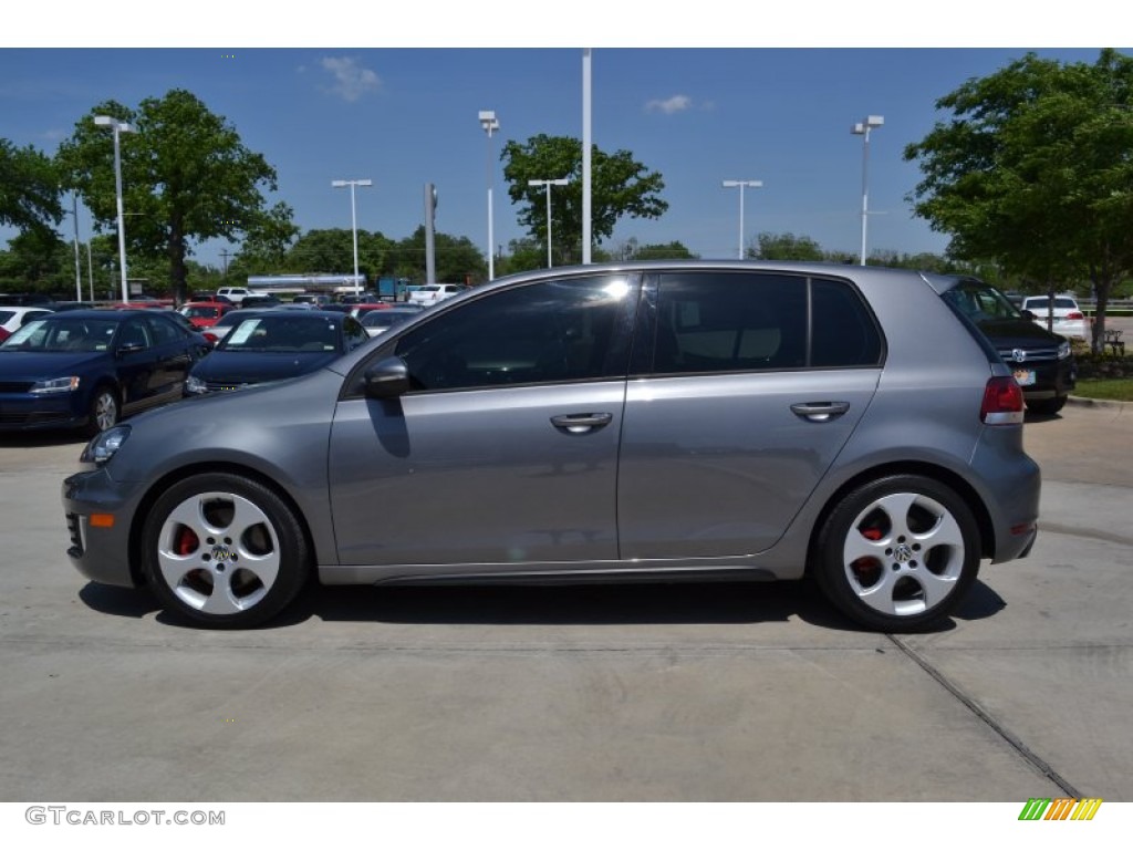 2010 GTI 4 Door - United Gray Metallic / Interlagos Plaid Cloth photo #2