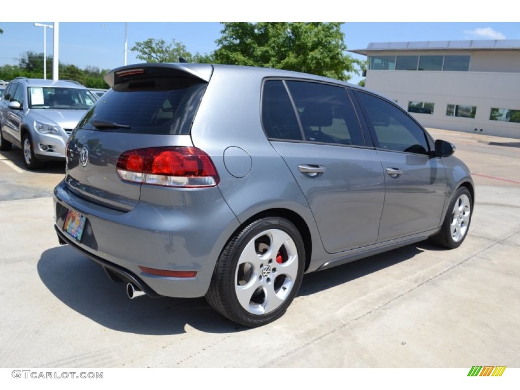 2010 GTI 4 Door - United Gray Metallic / Interlagos Plaid Cloth photo #5