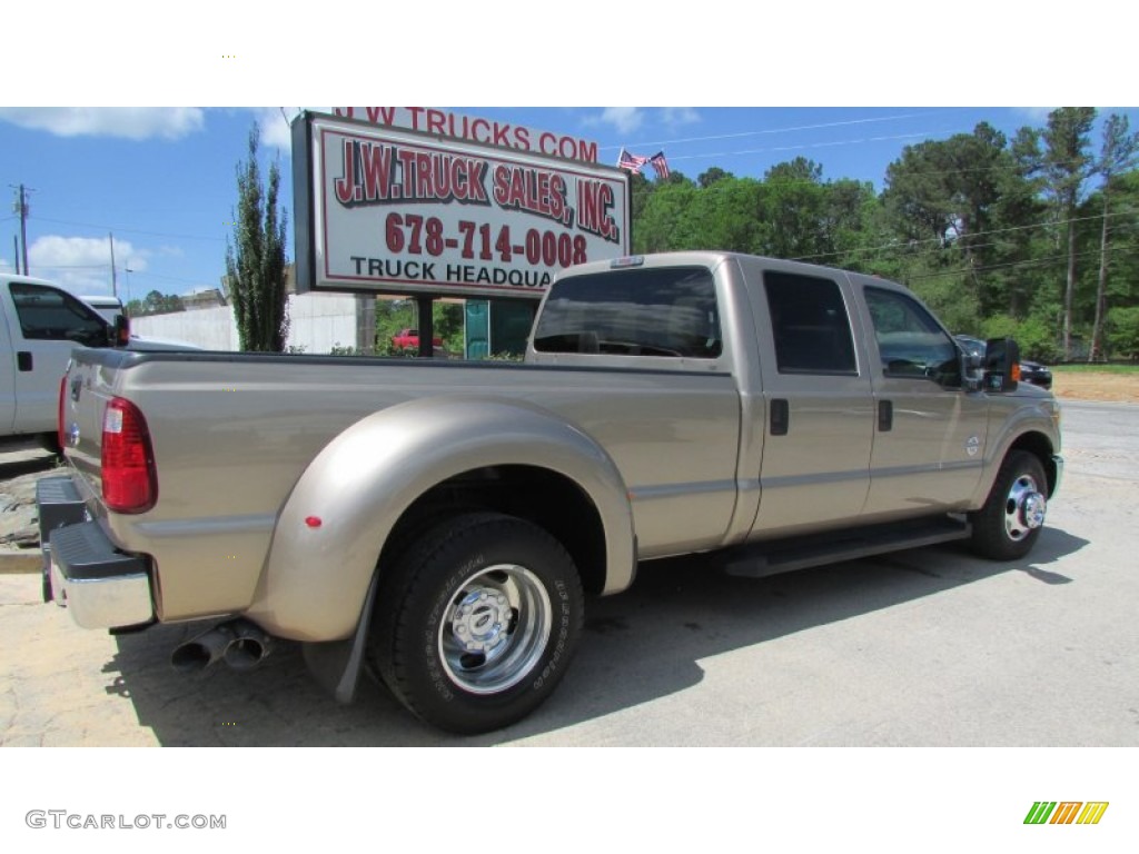 2013 F350 Super Duty XLT Crew Cab Dually - Pale Adobe Metallic / Adobe photo #9