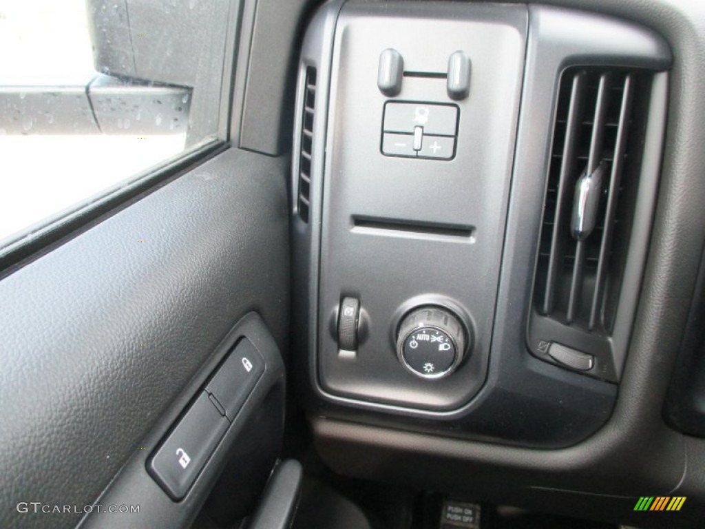 2015 GMC Sierra 2500HD Regular Cab Utility Truck Controls Photo #92880425