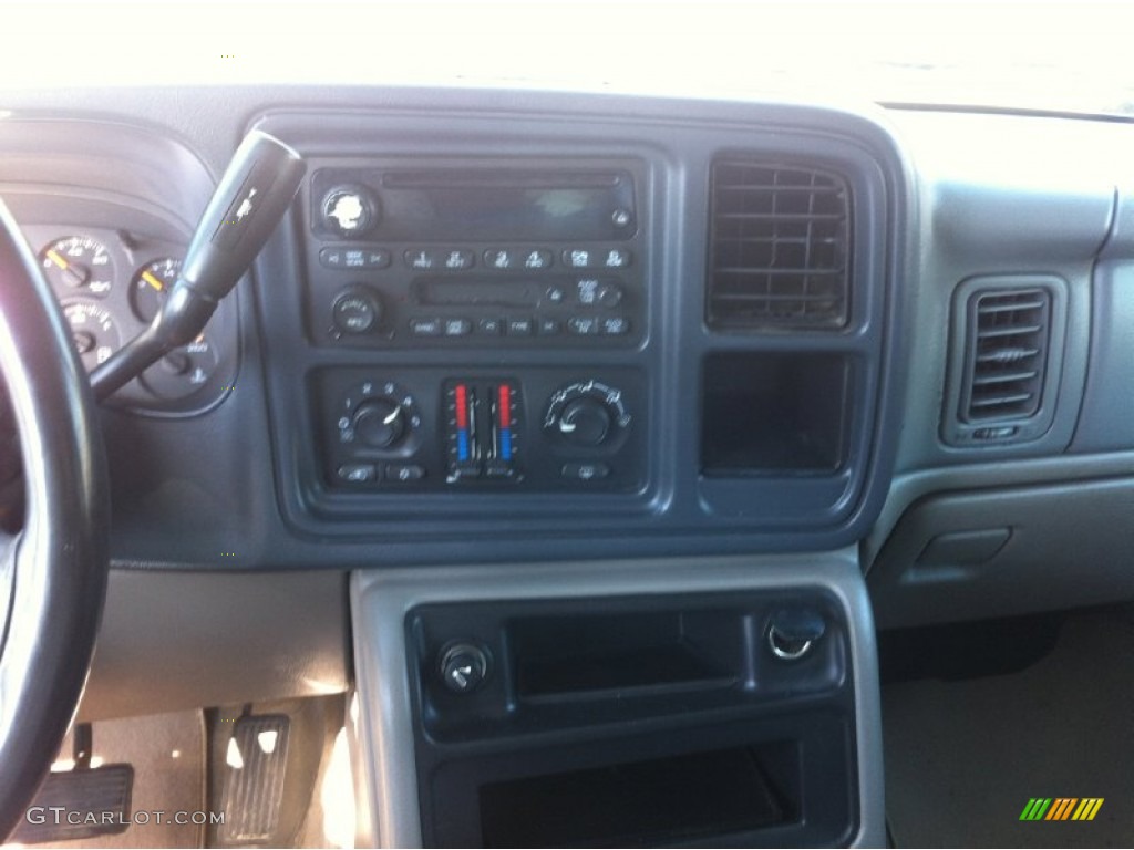 2005 Tahoe LS 4x4 - Black / Gray/Dark Charcoal photo #11