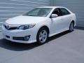 Super White - Camry SE Photo No. 7